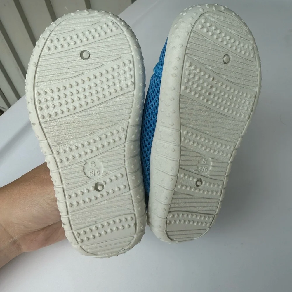 Baby/Toddler Water Shoes Never Worn